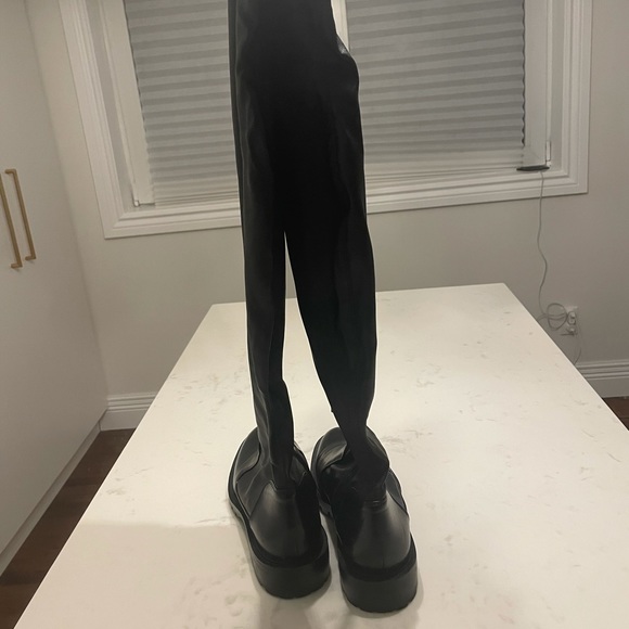 Zara over the knee black leather flat boots - Picture 2 of 6